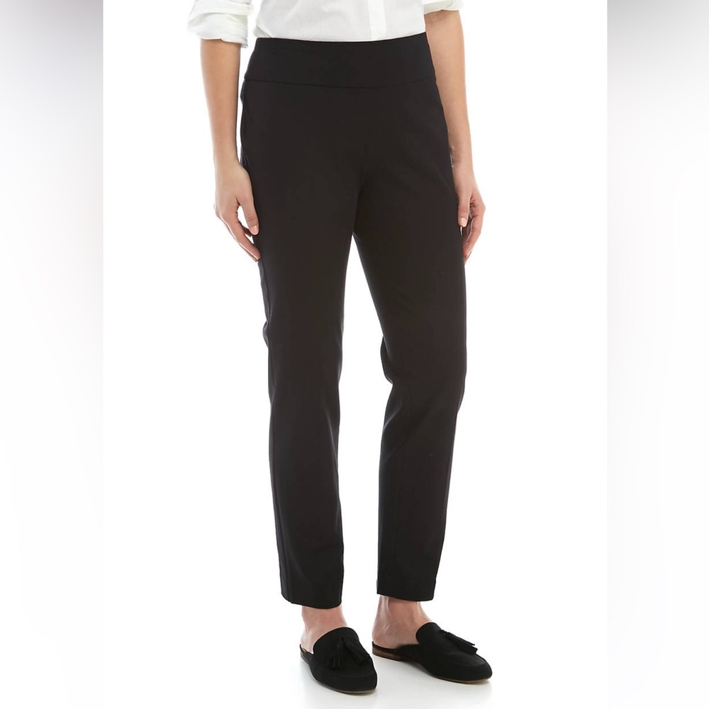Crown & Ivy Women’s Black Pants NWOT